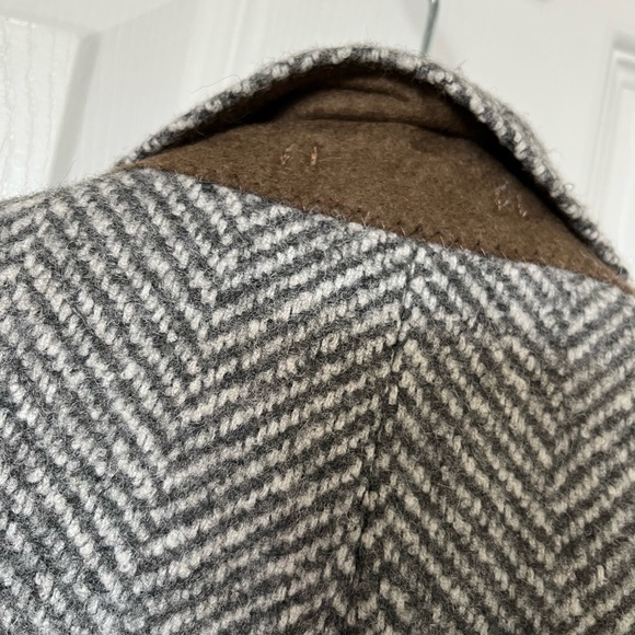 Brand new with tags Paul Stuart Mens Coat - Picture 10 of 10